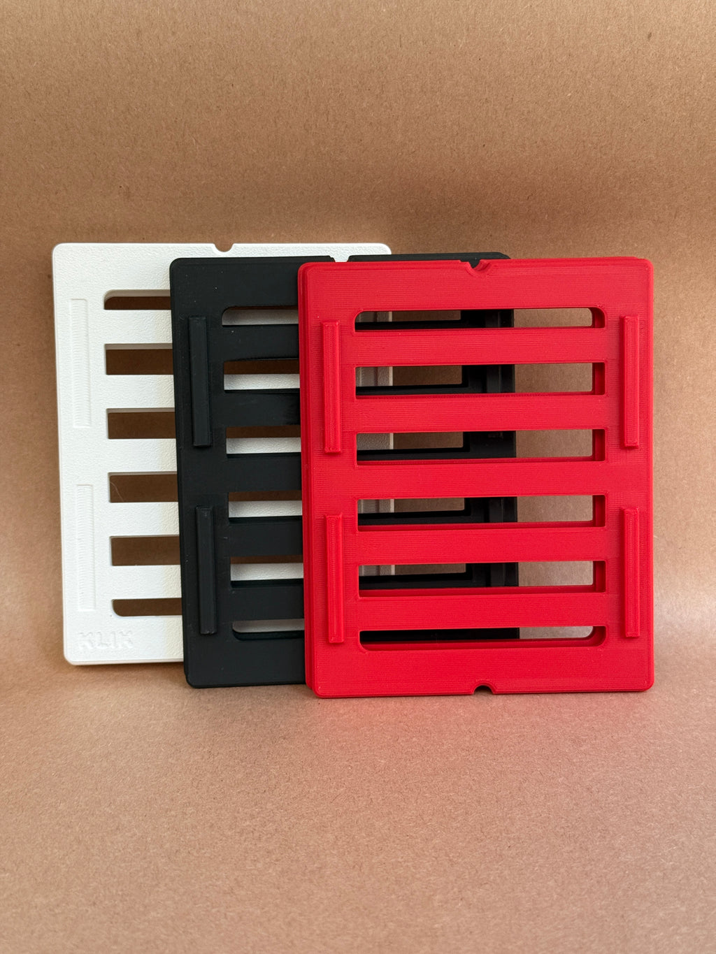 Magnetic Trading Card Retainer Set for TCG & Sports Cards